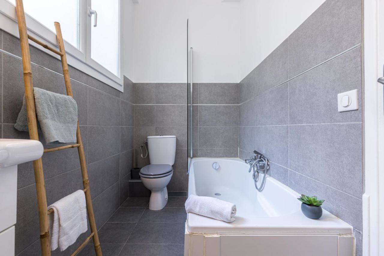 Apartment Feel - De Gaulle - *